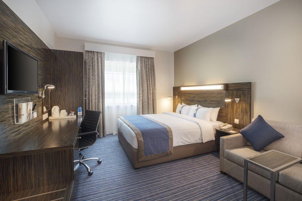 Holiday Inn Express Dubai Safa Park, An Ihg Hotel Εξωτερικό φωτογραφία