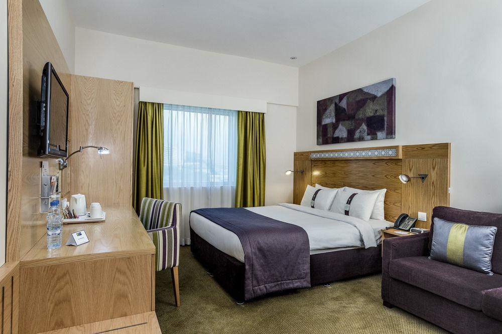 Holiday Inn Express Dubai Safa Park, An Ihg Hotel Εξωτερικό φωτογραφία