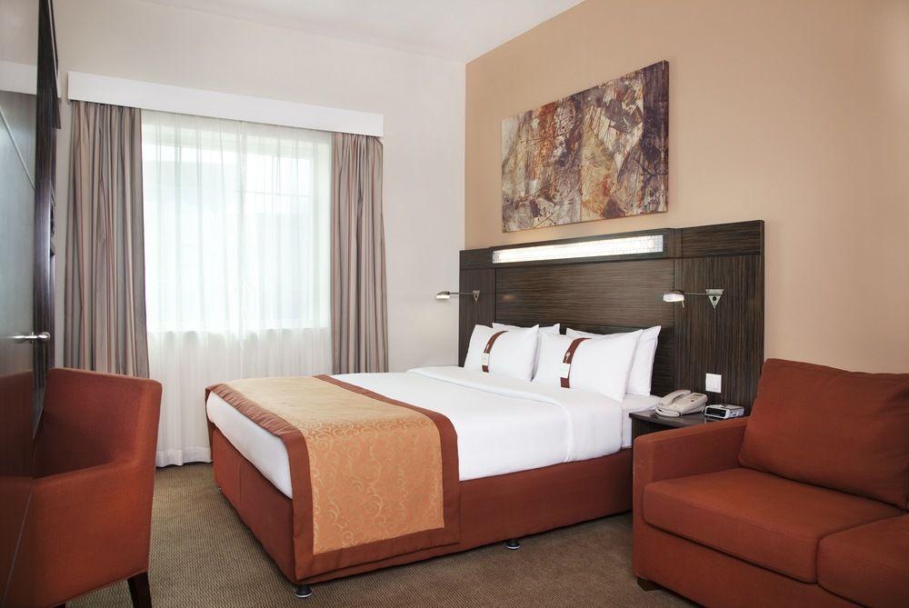 Holiday Inn Express Dubai Safa Park, An Ihg Hotel Εξωτερικό φωτογραφία