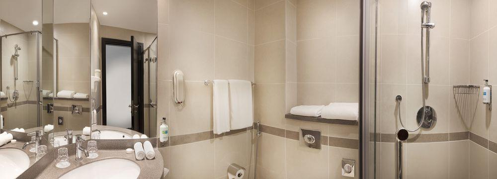 Holiday Inn Express Dubai Safa Park, An Ihg Hotel Εξωτερικό φωτογραφία