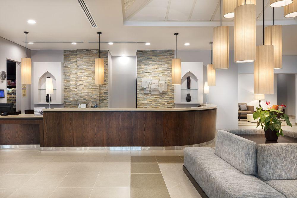 Holiday Inn Express Dubai Safa Park, An Ihg Hotel Εξωτερικό φωτογραφία