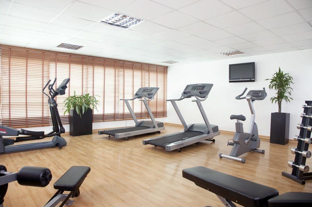 Holiday Inn Express Dubai Safa Park, An Ihg Hotel Εξωτερικό φωτογραφία