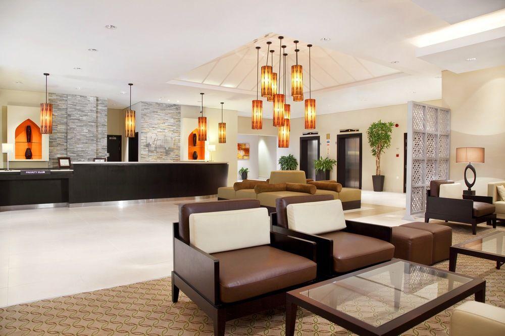 Holiday Inn Express Dubai Safa Park, An Ihg Hotel Εξωτερικό φωτογραφία
