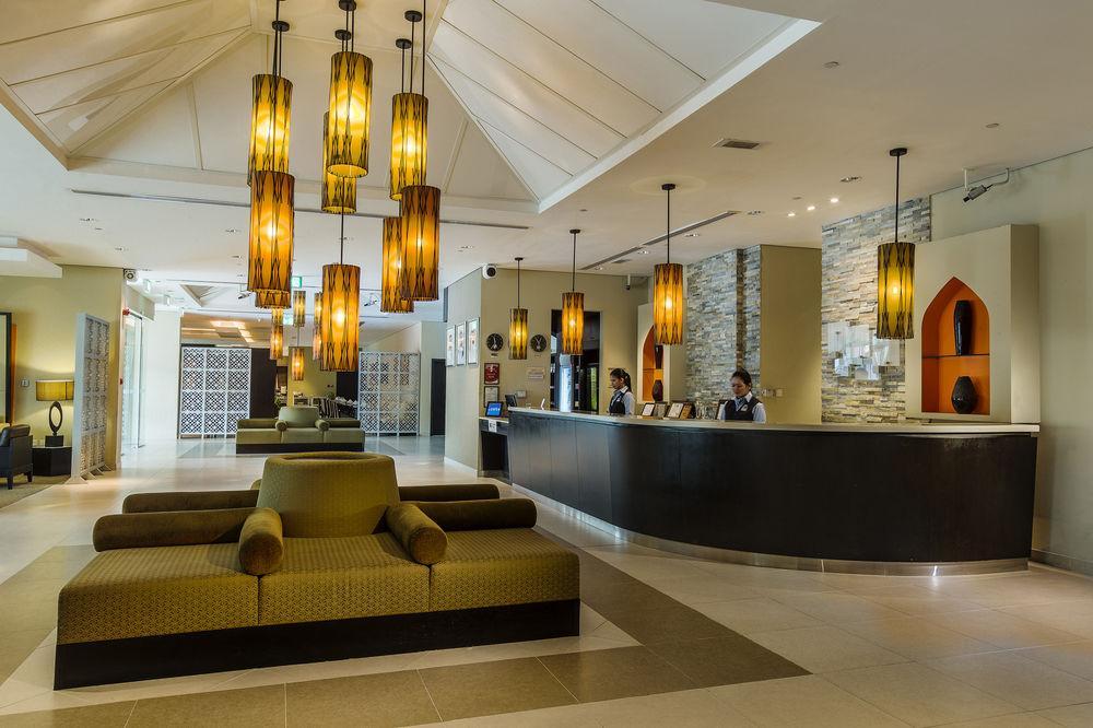 Holiday Inn Express Dubai Safa Park, An Ihg Hotel Εξωτερικό φωτογραφία